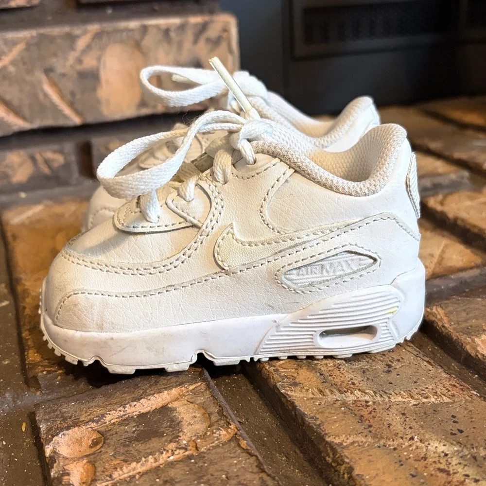 Nike Toddler Triple‎ White Air Max 90 LTR TD Size 4C